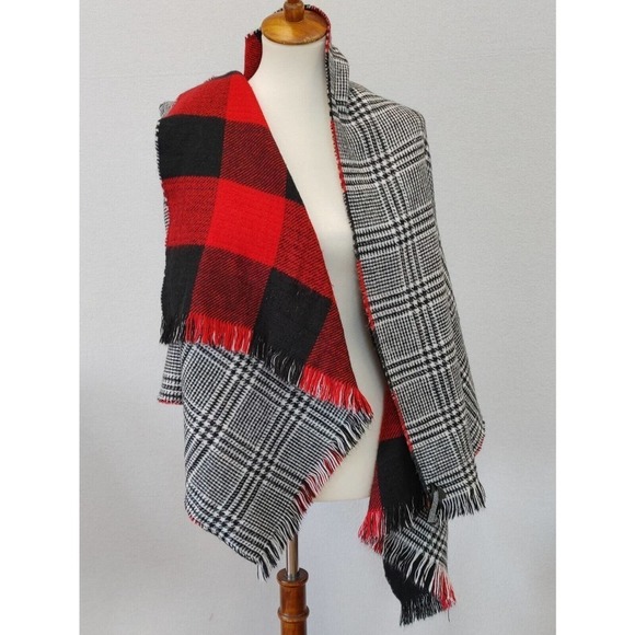 Express Accessories - Express Reversible Houndstooth Plaid Wrap Blk/Wht Red/Black Buffalo Chec